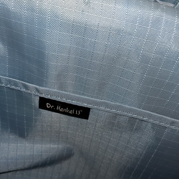 Crumpler Dr Henkel 13” messenger bag - Picture 4 of 12